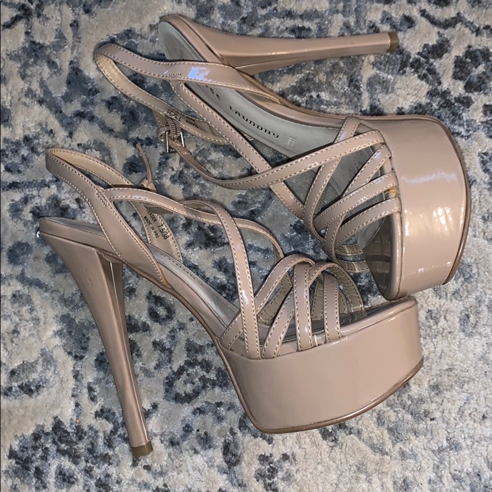 Chinese Laundry Nude Platform👠